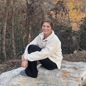 Meet your Posher, Haylee